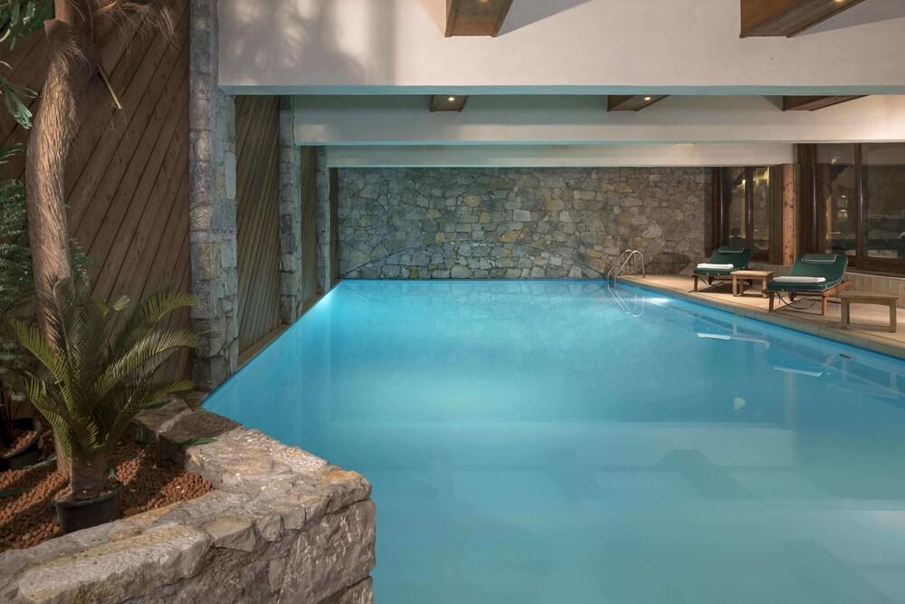 Mont Vallon Hotel