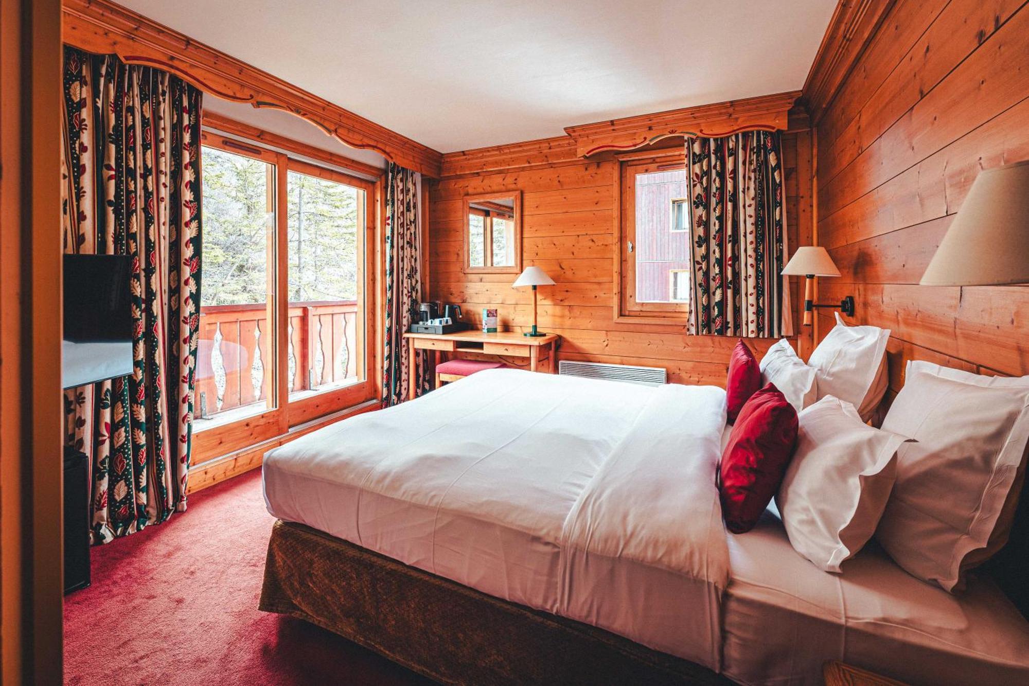 Mont Vallon Hotel 4*