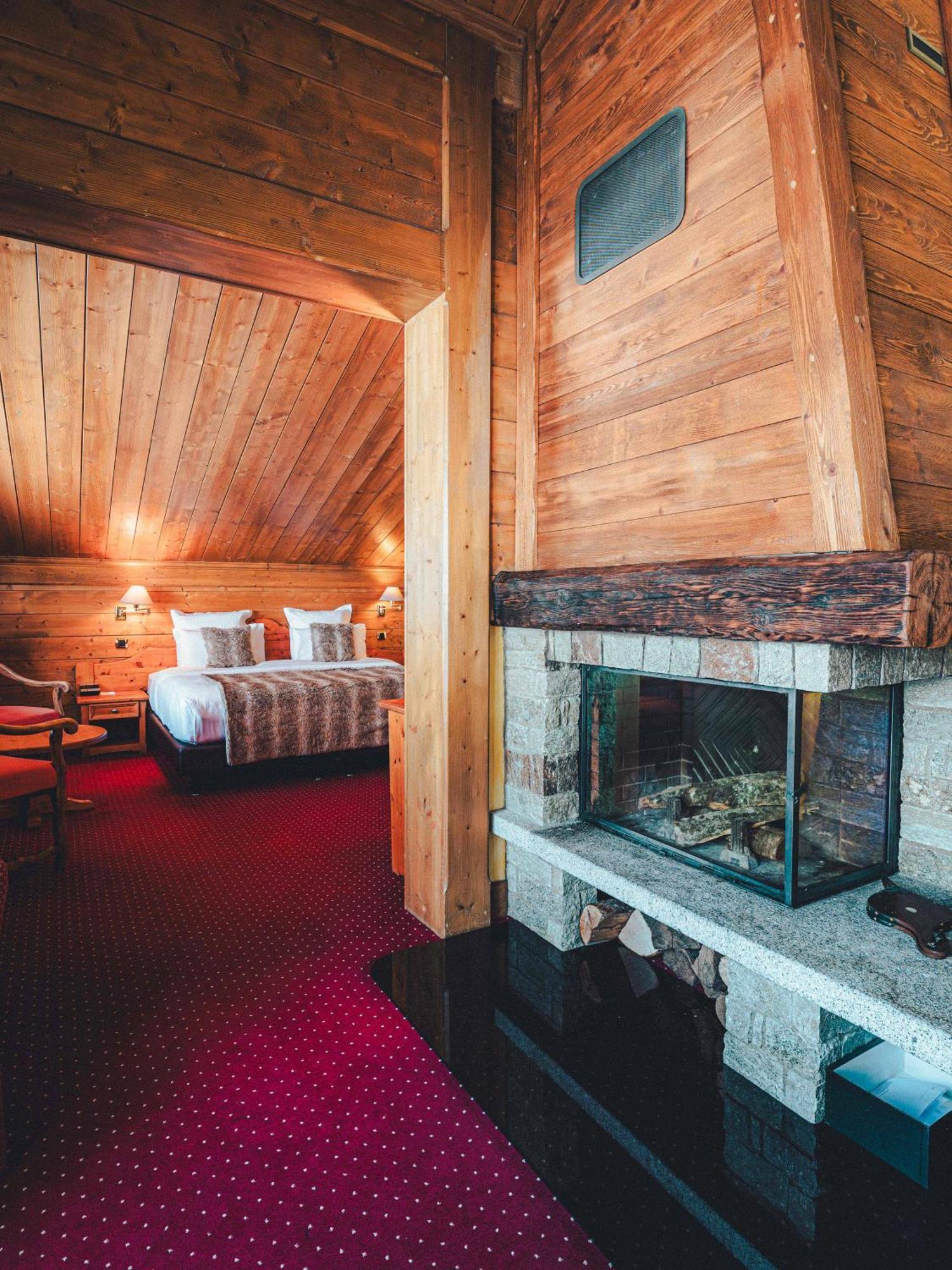 Hotel Mont Vallon 4*